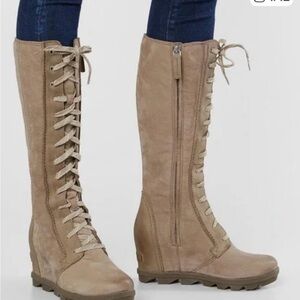 Sorel Tan Lace-Up Boots